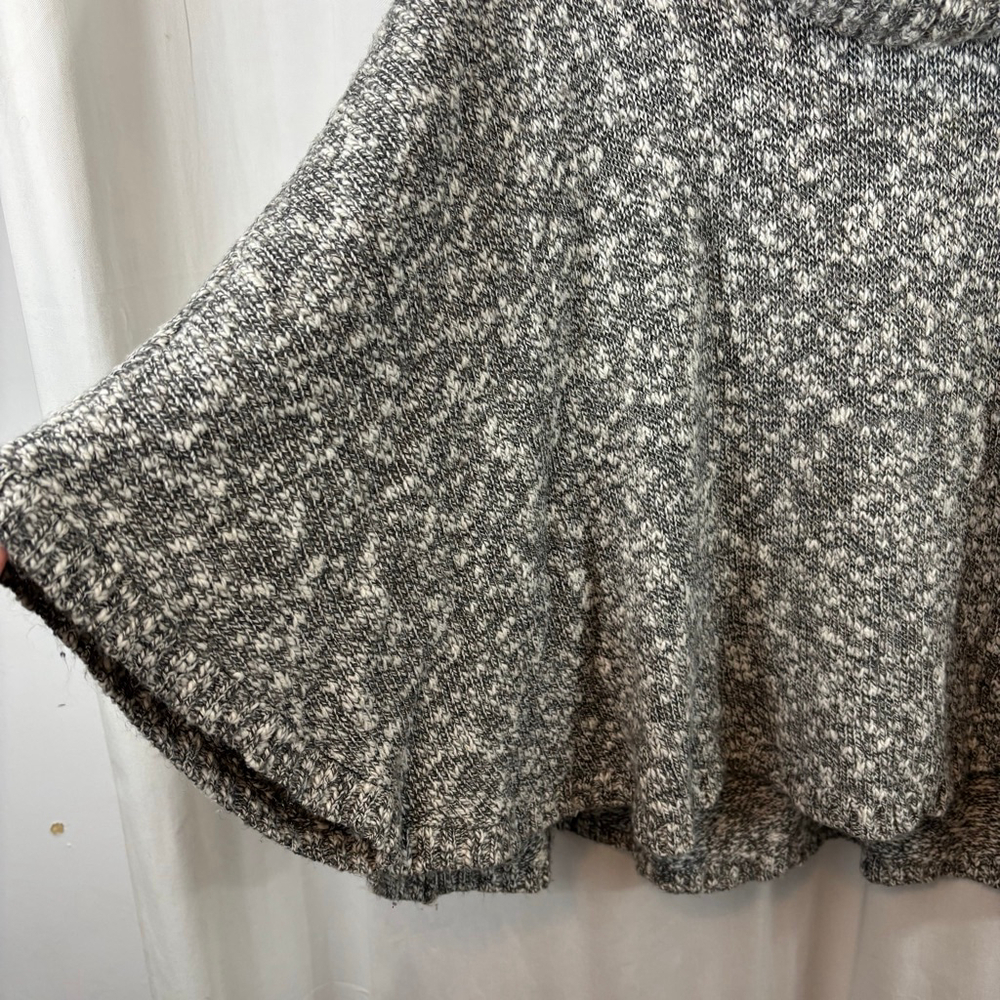 Women’s CHAPS Grey Marled Knit Cowl Neck Sweater Poncho Top L / XL - Picture 3 of 7
